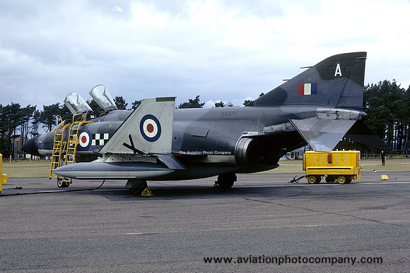 RAF 43 Squadron McDonnell F-4K Phantom FG.1 XV571/A (1972)