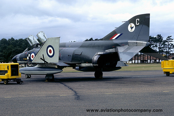 RAF 43 Squadron McDonnell F-4K Phantom FG.1 XV575/C (1972)