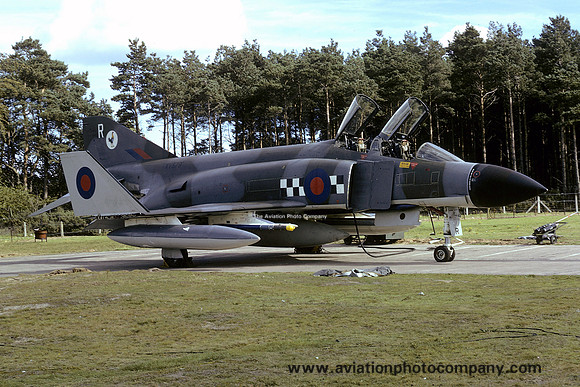 RAF 43 Squadron McDonnell F-4K Phantom FG.1 XV579/R (1974)