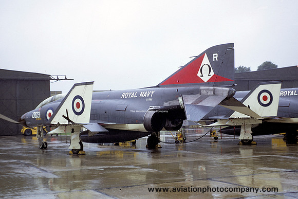 Royal Navy 892 Squadron McDonnell F-4K Phantom FG.1 XV586/R003 (1972)
