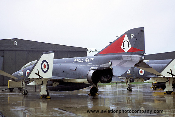 Royal Navy 892 Squadron McDonnell F-4K Phantom FG.1 XV592/R004 (1972)