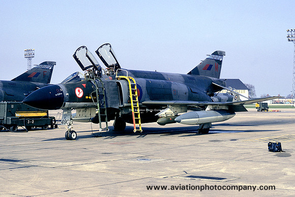 RAF 6 Squadron McDonnell F-4M Phantom FGR.2 XV490/M (1974)