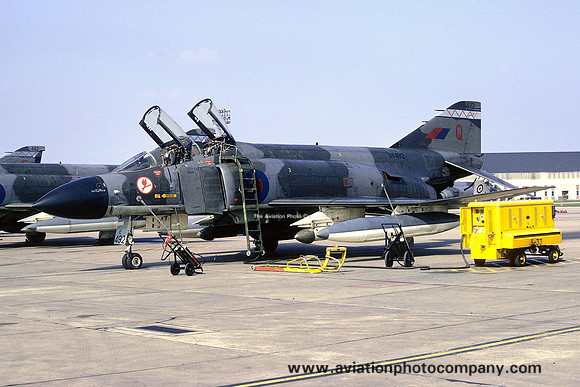 RAF 6 Squadron McDonnell F-4M Phantom FGR.2 XV492/Q (1974)