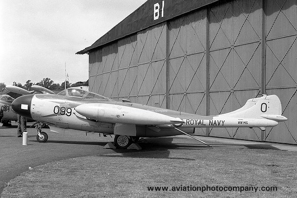 Royal Navy AES Arbroath De Havilland Sea Venom FAW.21 WW146 (1959)