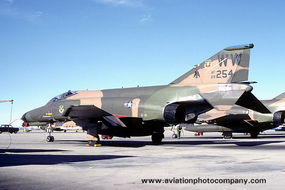 USAF 35 TFW 562 TFTS McDonnell F-4G Phantom 69-7254/WW (1981)