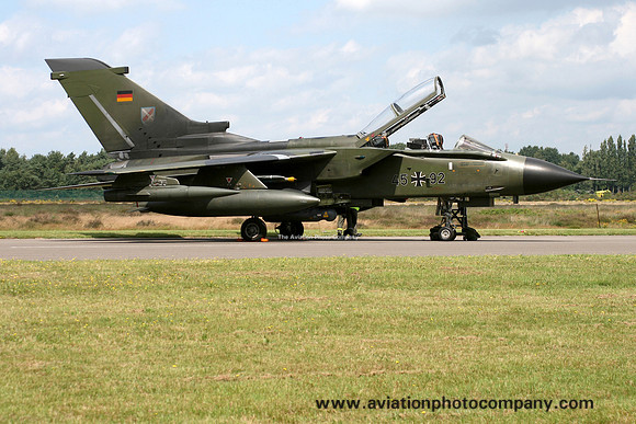 German Air Force JBG32 Panavia Tornado IDS 45+92 (2007)