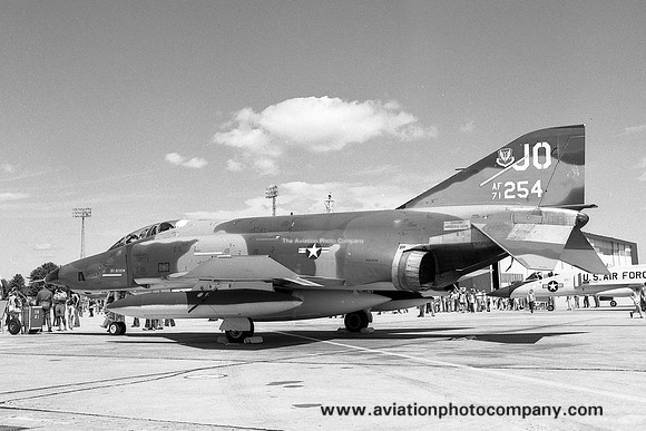 USAF 363 TRW 62 TRS RF-4C Phantom 71-0254/JO (1972)