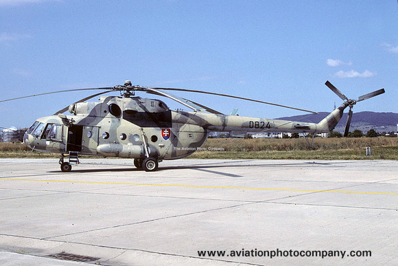 Slovak Air Force Mil Mi-17 0824 (1994)