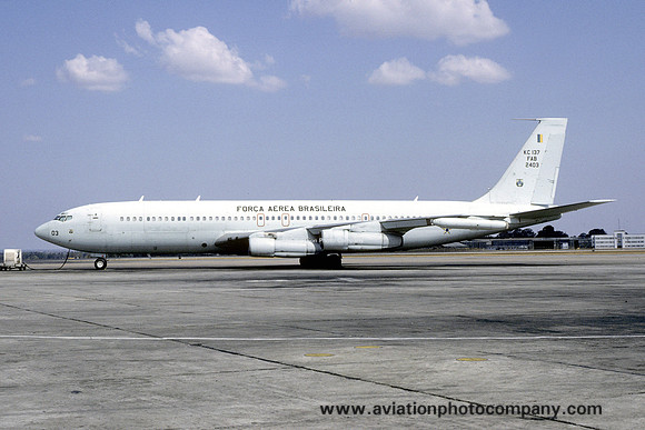 Brazilian Air Force 2/2 GT Boeing KC-137 FAB2403 (1991)