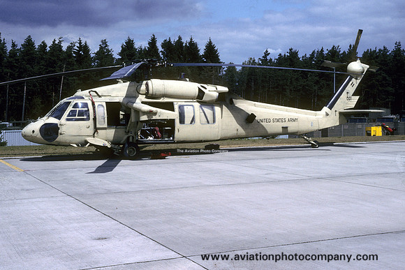 US Army 4/2 ACR UH-60A Blackhawk 88-26001 (1991)