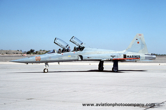 US Marines VMFT-401 F-5F Tiger 760964/00 (1991)