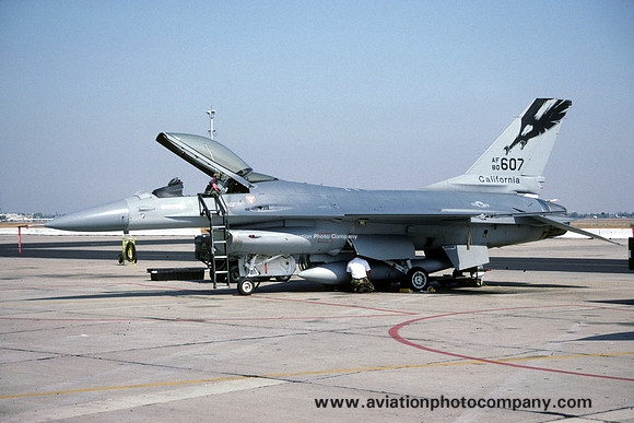 USAF California ANG 194 FIS F-16A Fighting Falcon 80-0607 (1991)