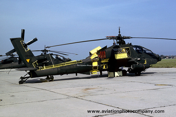 US Army 3/6 Cav AH-64A Apache 87-0505 (1991)