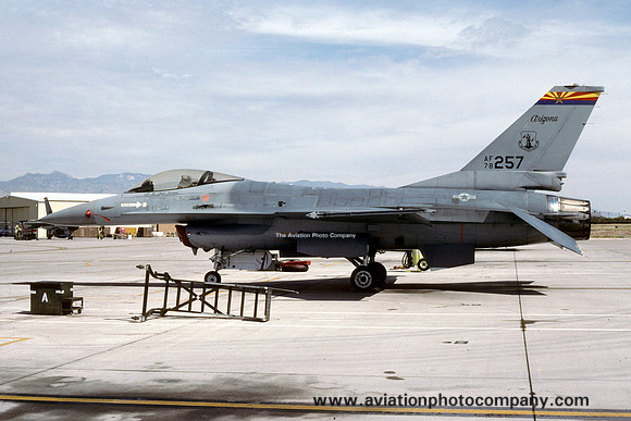 USAF Arizona ANG 148 TFTS F-16A Fighting Falcon 78-0257 (1991)