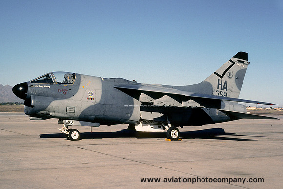 USAF Iowa ANG 174 TFS A-7D Corsair 71-0358/HA (1991)