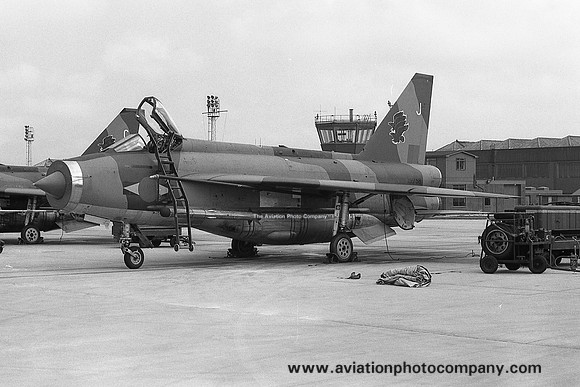 RAF 11 Squadron English Electric Lightning F.6 XR758/J (1977)