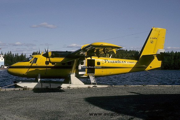 Ptarmigan Airways DHC-6-300 Twin Otter C-GARW (1992)