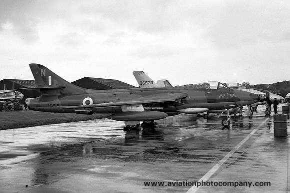 RAF 92 Squadron Hawker Hunter F.6 XF516/N (1957)