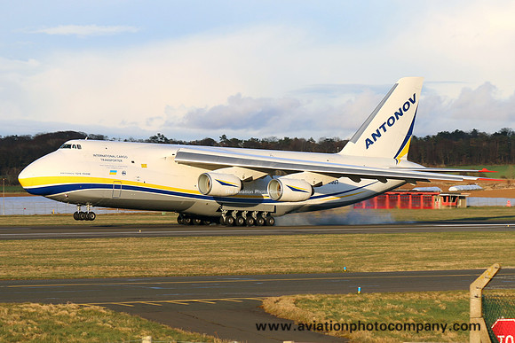 Antonov Airlines Antonov An-124-100 UR-82007 at Prestwick (2016)