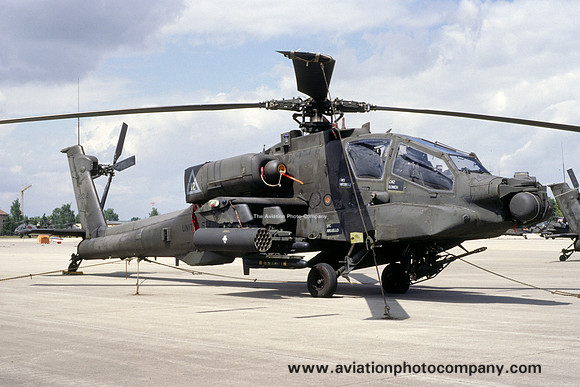 US Army 6-6 Cav Hughes AH-64A Apache 88-0212 (2000)