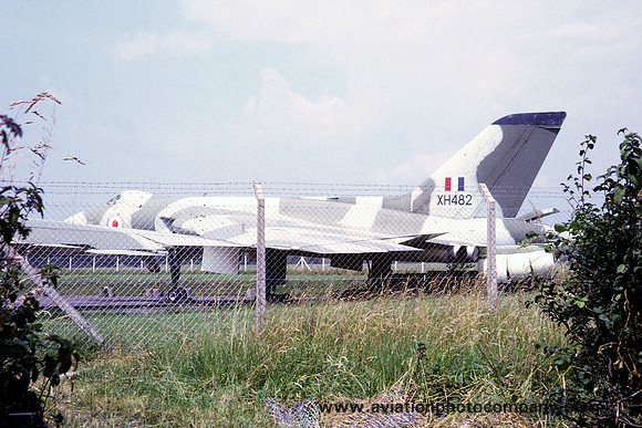 RAF Avro Vulcan B.1 XH482 stored at St Athan (1967)