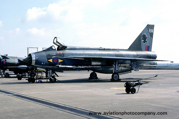 RAF 11 Squadron English Electric Lightning F.3 XP701/BN (1983)