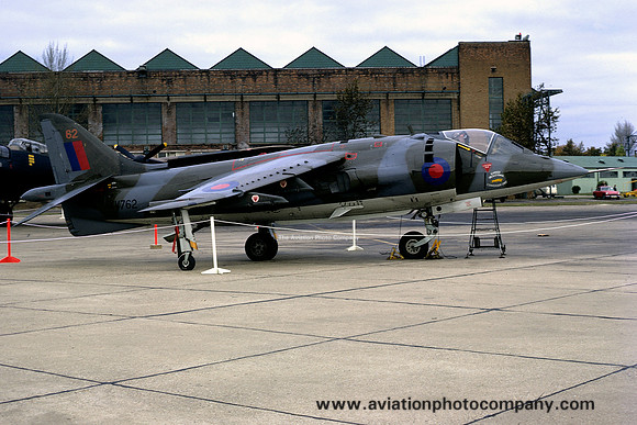 RAF 233 OCU Hawker Siddeley Harrier GR.1 XV762 (1972)