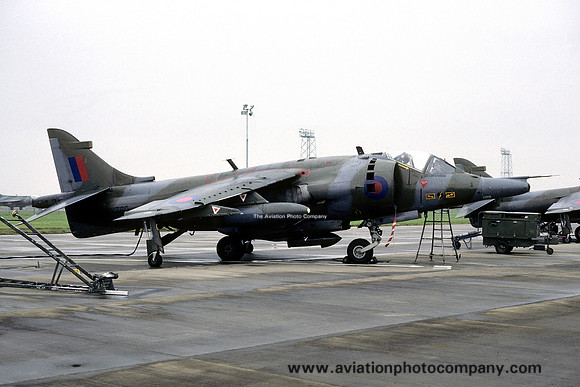RAF 4 Squadron Hawker Siddeley Harrier GR.3 XV760 (1987)