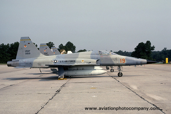 USAF 57 TTW 64 FWS F-5E Tiger 74-1519 (1978)