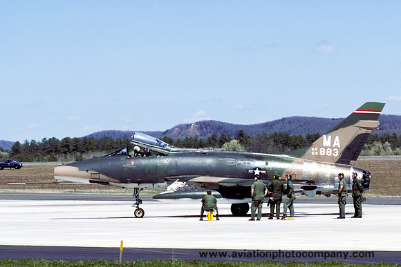 USAF Massachusetts ANG 131 TFS F-100D Super Sabre 55-2883/MA (1977)
