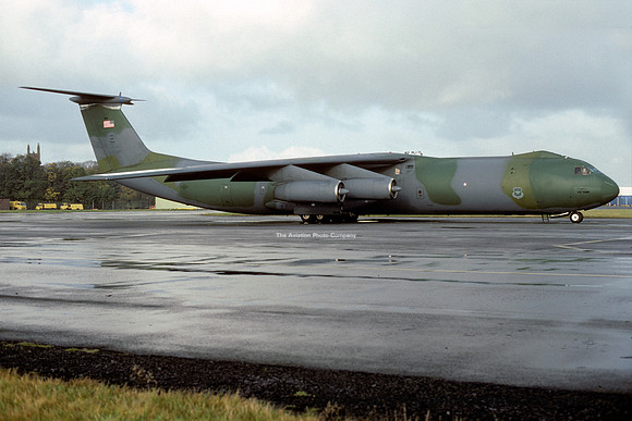USAF 437 MAW Lockheed C-141B Starlifter 64-0646 at Prestwick (1991)