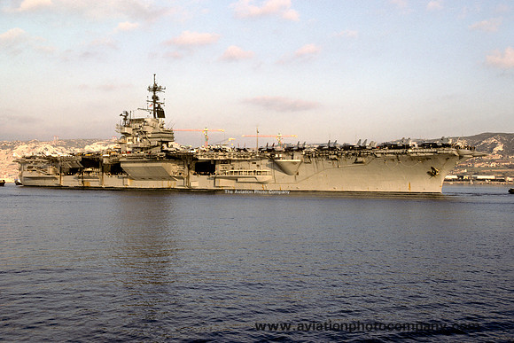 US Navy USS Forrestal CV-59 aircraft carrier (1991)