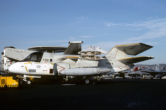 US Navy VS-28 S-3B Viking 160148/AE-705 on board USS Forrestal (1991)