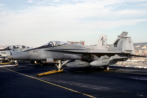 US Navy VFA-132 F/A-18A Hornet 162845/AE-302 on board USS Forrestal (1991)