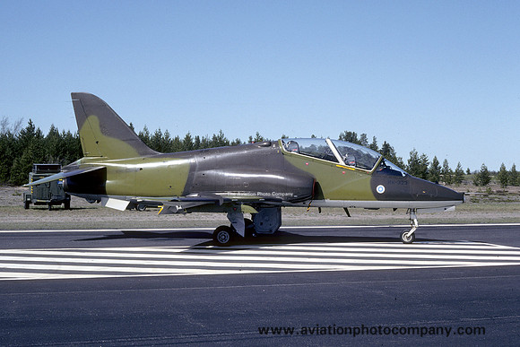 Finnish Air Force Hawker Siddeley Hawk Mk51 HW-323 (1992)