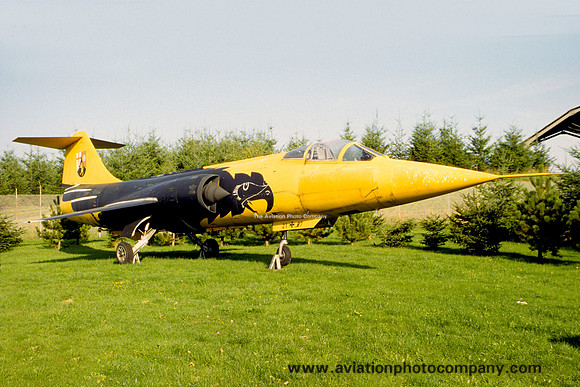 German Air Force JBG33 Lockheed F-104G Starfighter 21+87 displayed at Buchel (1994)