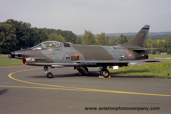 Italian Air Force 8 Stormo FIAT G-91Y MM6465/8-24 (1994)