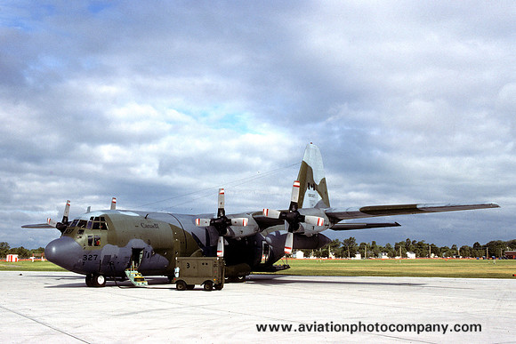 Canadian Air Force 8 Wing Lockeed CC-130E Hercules 130327 (1994)