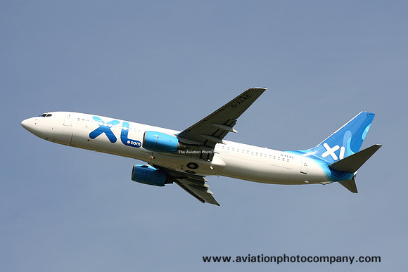 Excel Airways Boeing 737-81Q G-XLAC (2007)