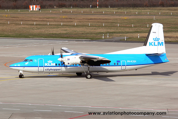 KLM Cityhopper Fokker F-50 PH-KXH (2007)
