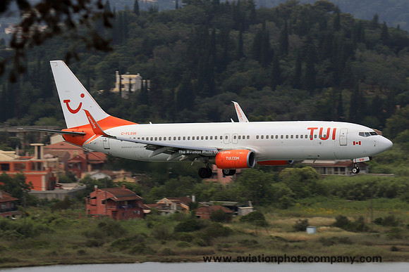 TUI/Sunwing Airlines Boeing 737-8HX C-FLSW (2018)