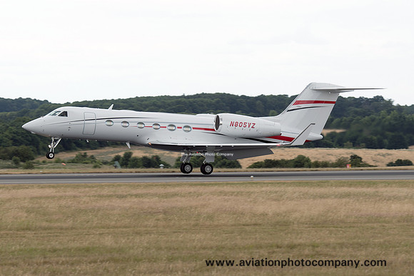 Verizon Gulfstream G450 N805VZ at Luton (2018)
