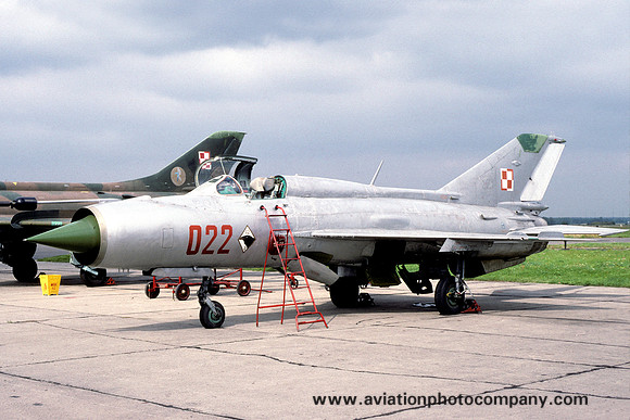 Polish Air Force 62 PLM Mikoyan MiG-21SPS 022 (1994)