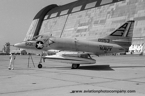 US Navy VSF-1 Douglas A-4C Skyhawk 148553/AG-513 at Moffett Field (1969)