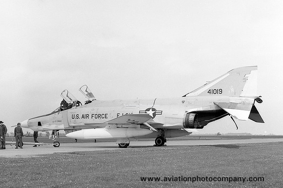 USAF 10 TRW McDonnell RF-4C Phantom 64-1019