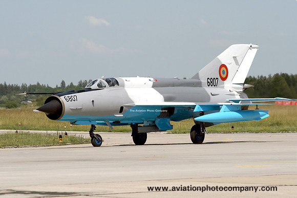 Romanian Air Force Mikoyan MiG-21MF Lancer C 6807 (2007)