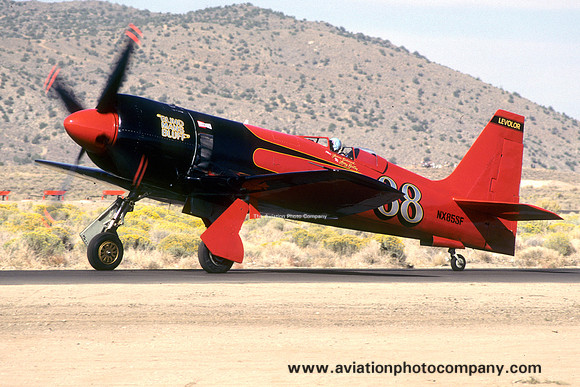 Hawker Sea Fury T.20 N85SF (1987)