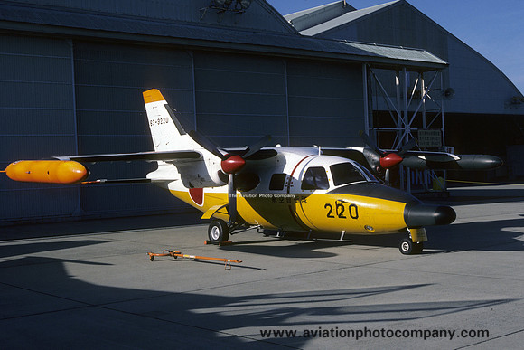 JASDF ARW Mitsubishi MU-2S/LR-1 63-3220 (1987)