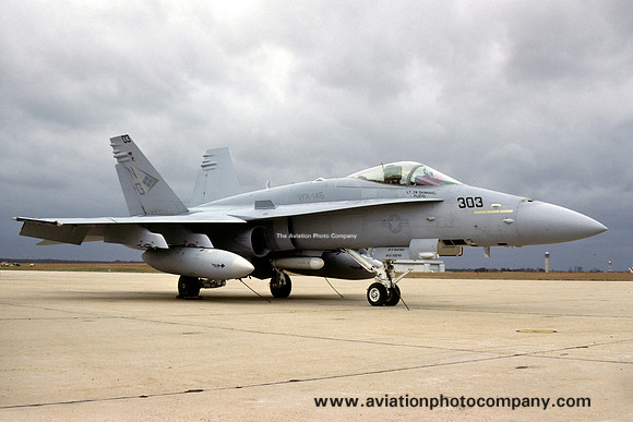 US Navy VFA-146 F/A-18C Hornet 164002/NG-303 (1990)