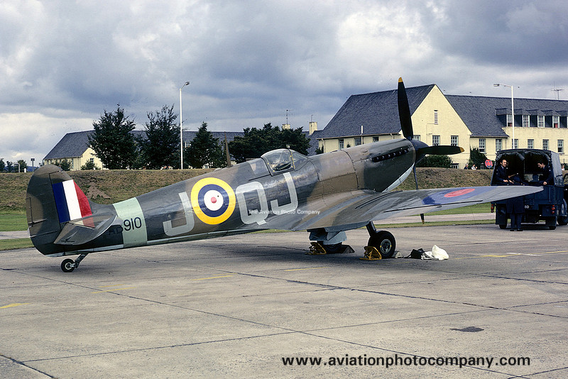 The Aviation Photo Company | Archive | RAF Battle of Britain Memorial ...